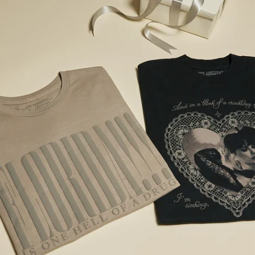 BLINK OF A CRINKLING EYE CROP T-SHIRT - Image 7