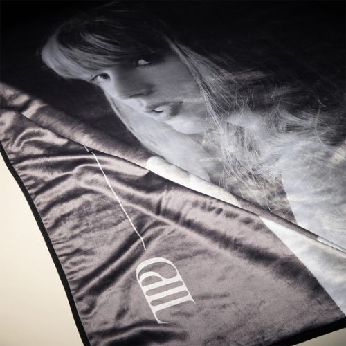 THE TORTURED POETS DEPARTMENT FLEECE BLANKET - Image 5