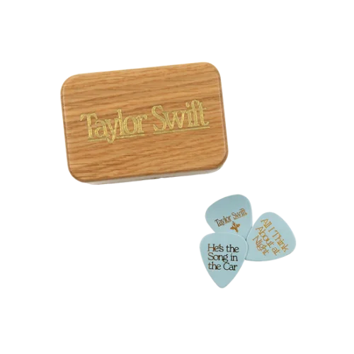 SELF-TITLED GUITAR PICK SET