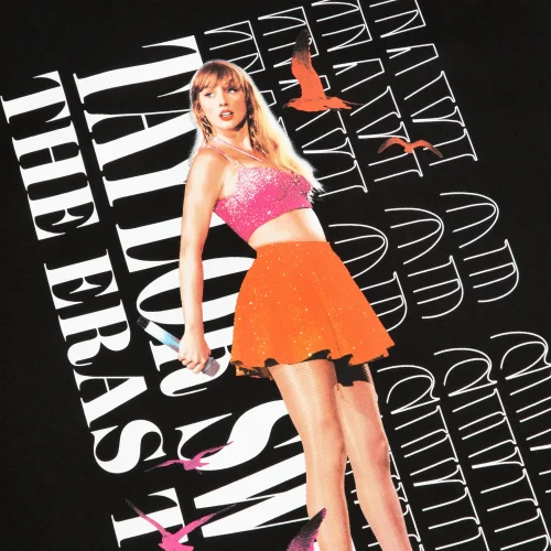 TAYLOR SWIFT | THE ERAS TOUR 1989 (TAYLOR'S VERSION) LIVE PHOTO OVERSIZED T-SHIRT - Image 5