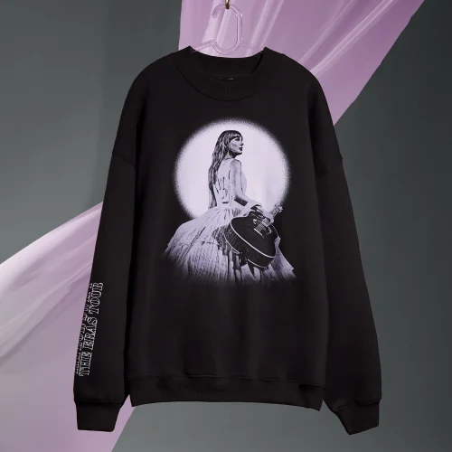 TAYLOR SWIFT | THE ERAS TOUR ENCHANTED LIVE PHOTO OVERSIZED CREWNECK
