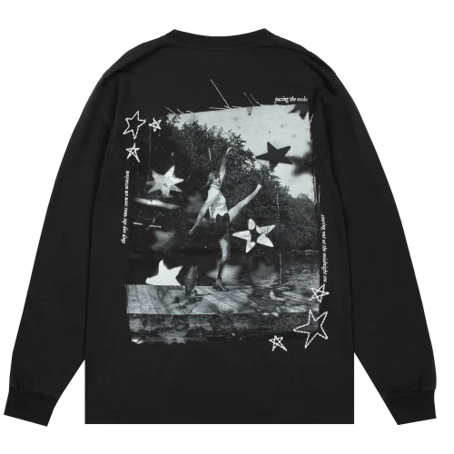 FOLKLORE ALBUM PACING THE ROCKS LONGSLEEVE T-SHIRT